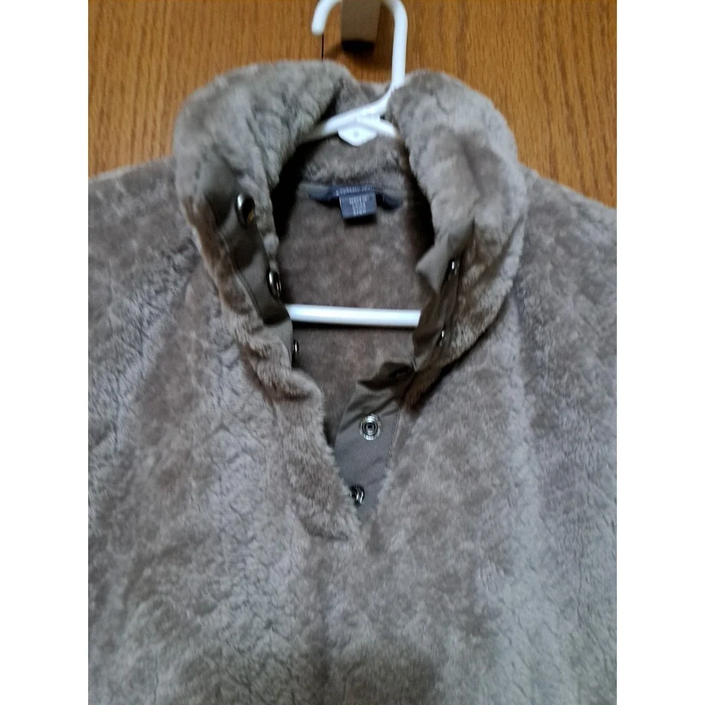 Eddie Bauer Women's Fleece Long Sleeves 1/3 Snap Light Brown Sweater Small